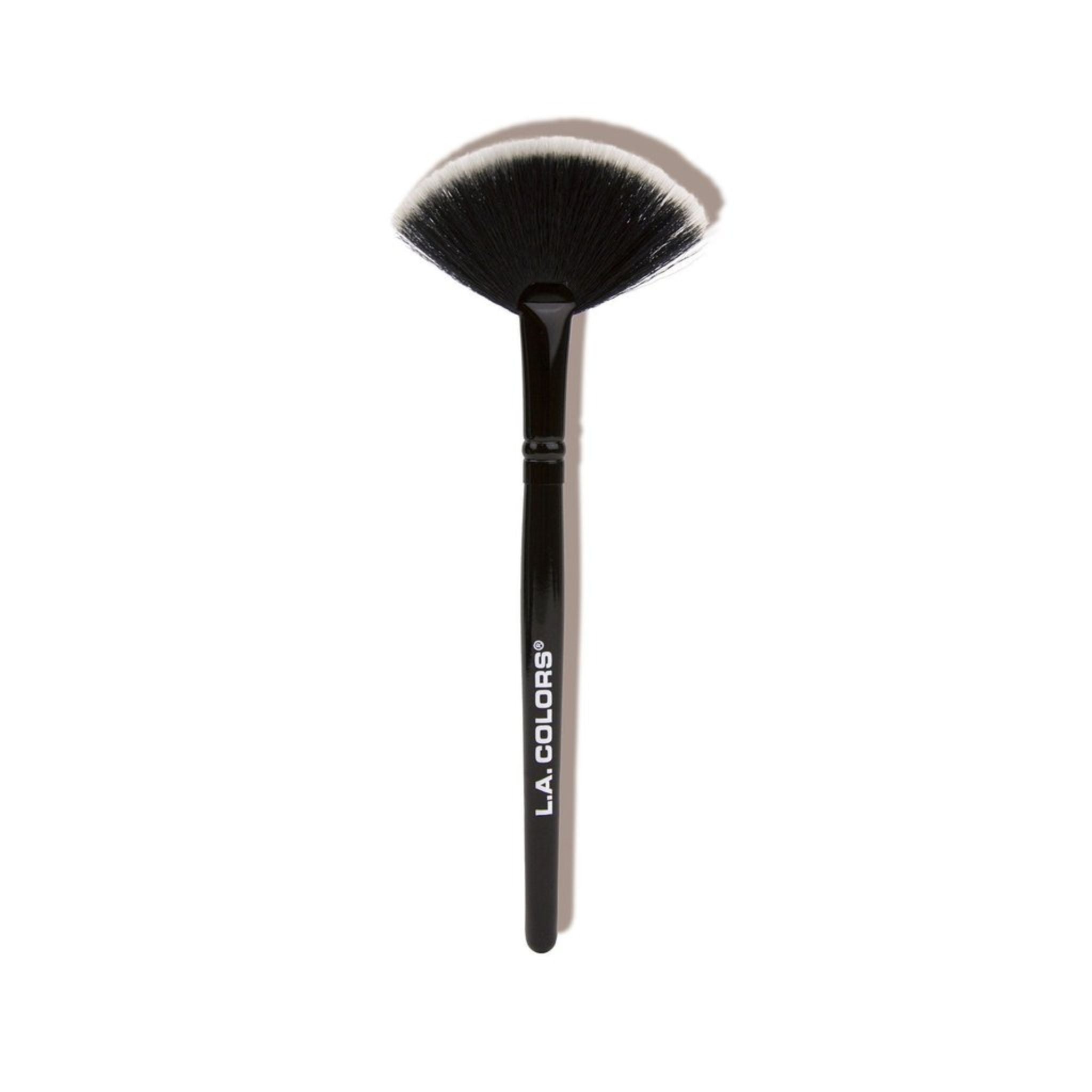 Highlighter Fan Brush